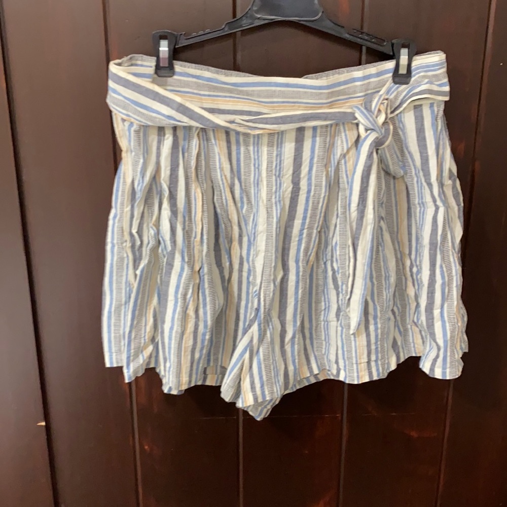 A new day striped shorts